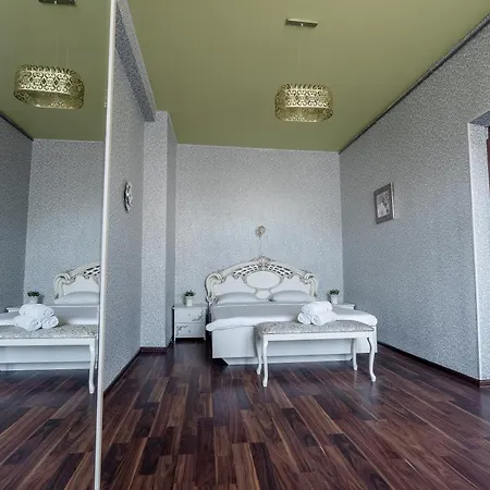 Vip-kvartira Gorodskoy Val 10 Apartment Minsk
