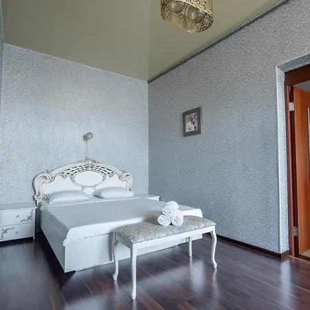 Apartment Vip-kvartira Gorodskoy Val 10