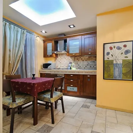 Vip-kvartira Gorodskoy Val 10 Apartment